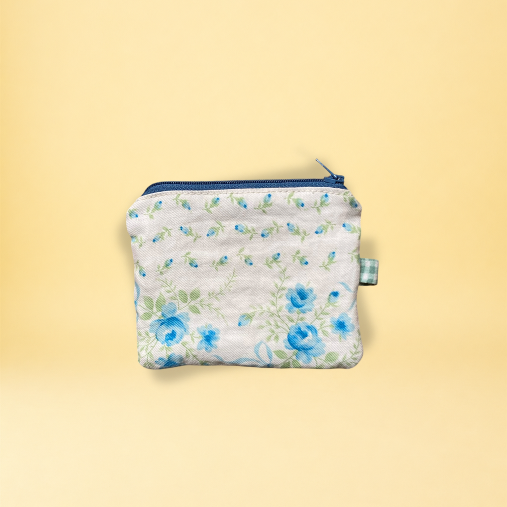 Porte-monnaie - fleurs bleues et noeuds