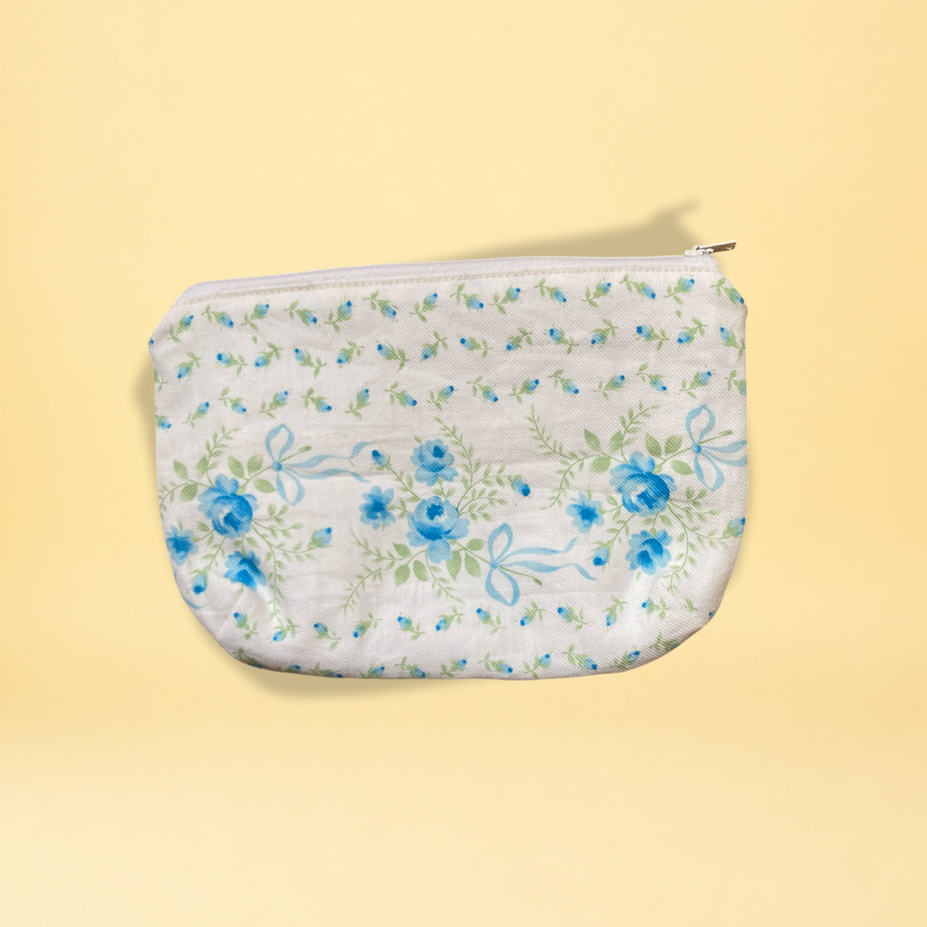Pochette - fleurs bleues et noeuds