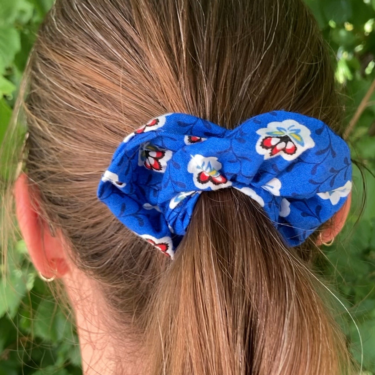 Chouchou - bleu à fleurs