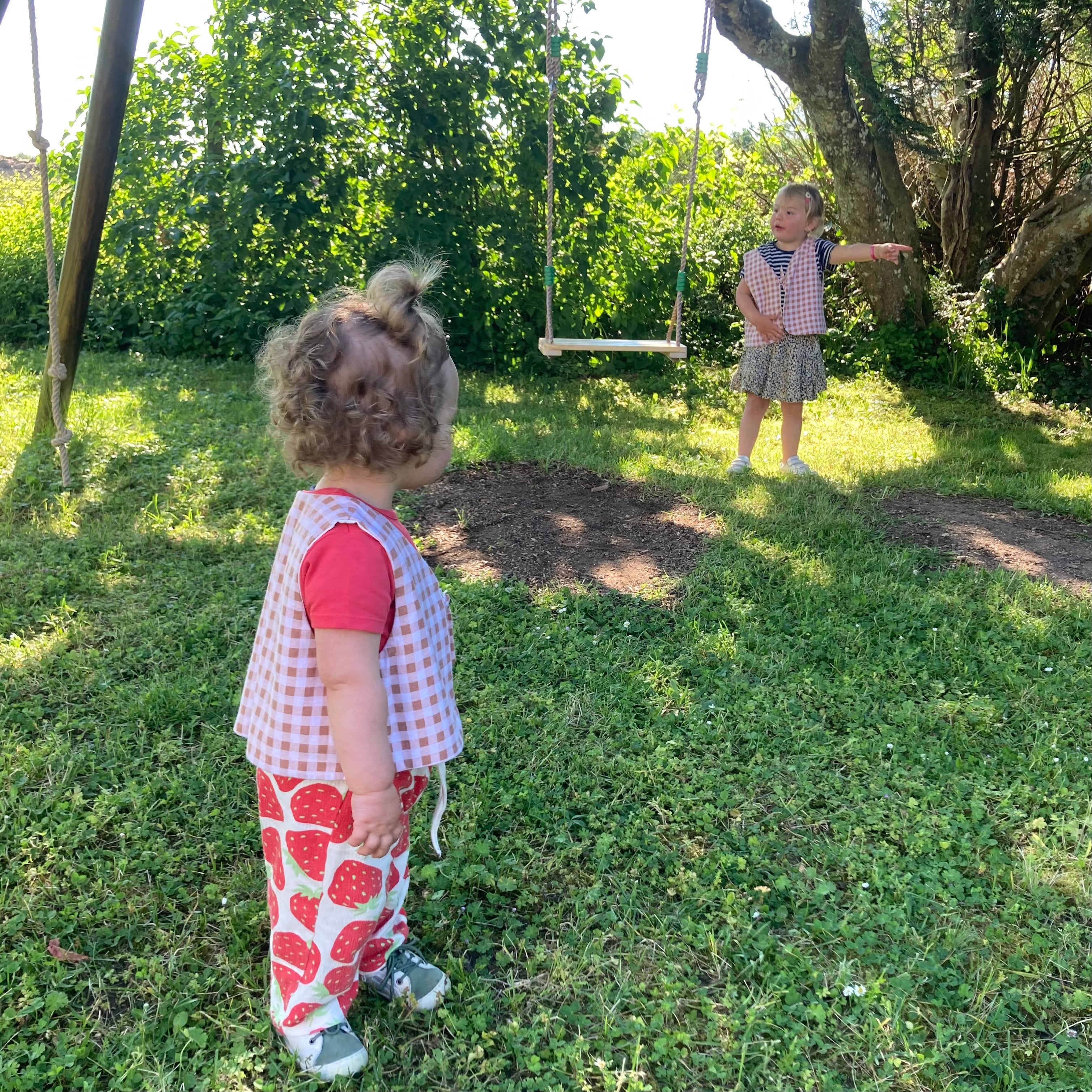 Veston sans manches Enfant – Vichy beige et marron